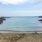 Frontemare Villa *