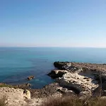 Frontemare Villa *