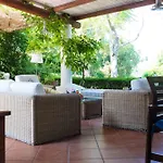 Frontemare Villa *